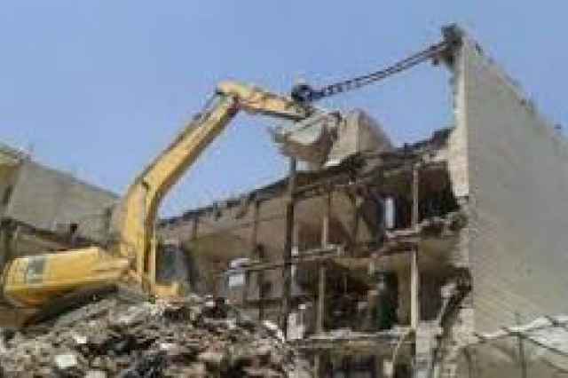 تخريب و جابجايي ديوار فلت و بازسازي در تهران