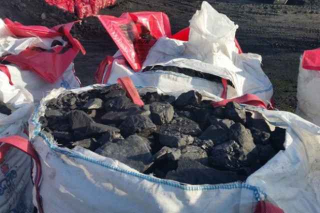 فروش انواع زغال سنگ دانه بندي شده