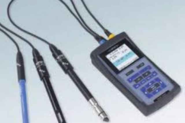 مولتي متر ديجيتال قابليت اندازه گيري  pH/mV/ISE/EC/TDS
