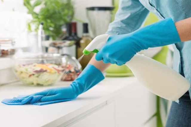 آشپزي،نظافت منزل،گردگيري و كليه امور منزل